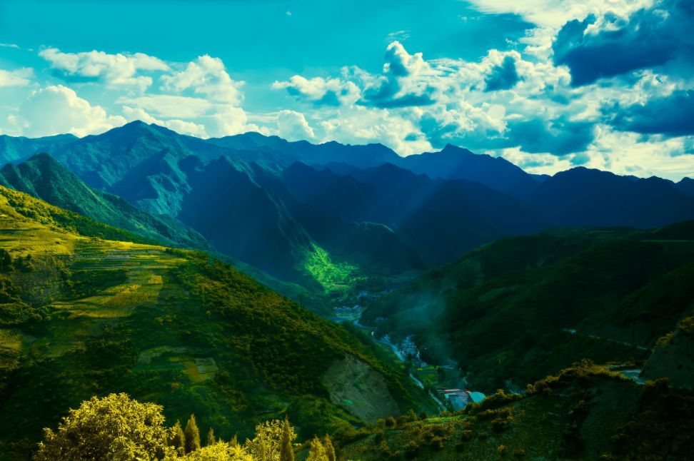 形容三峡山水优美的句子摘抄（让人迷醉的山景）