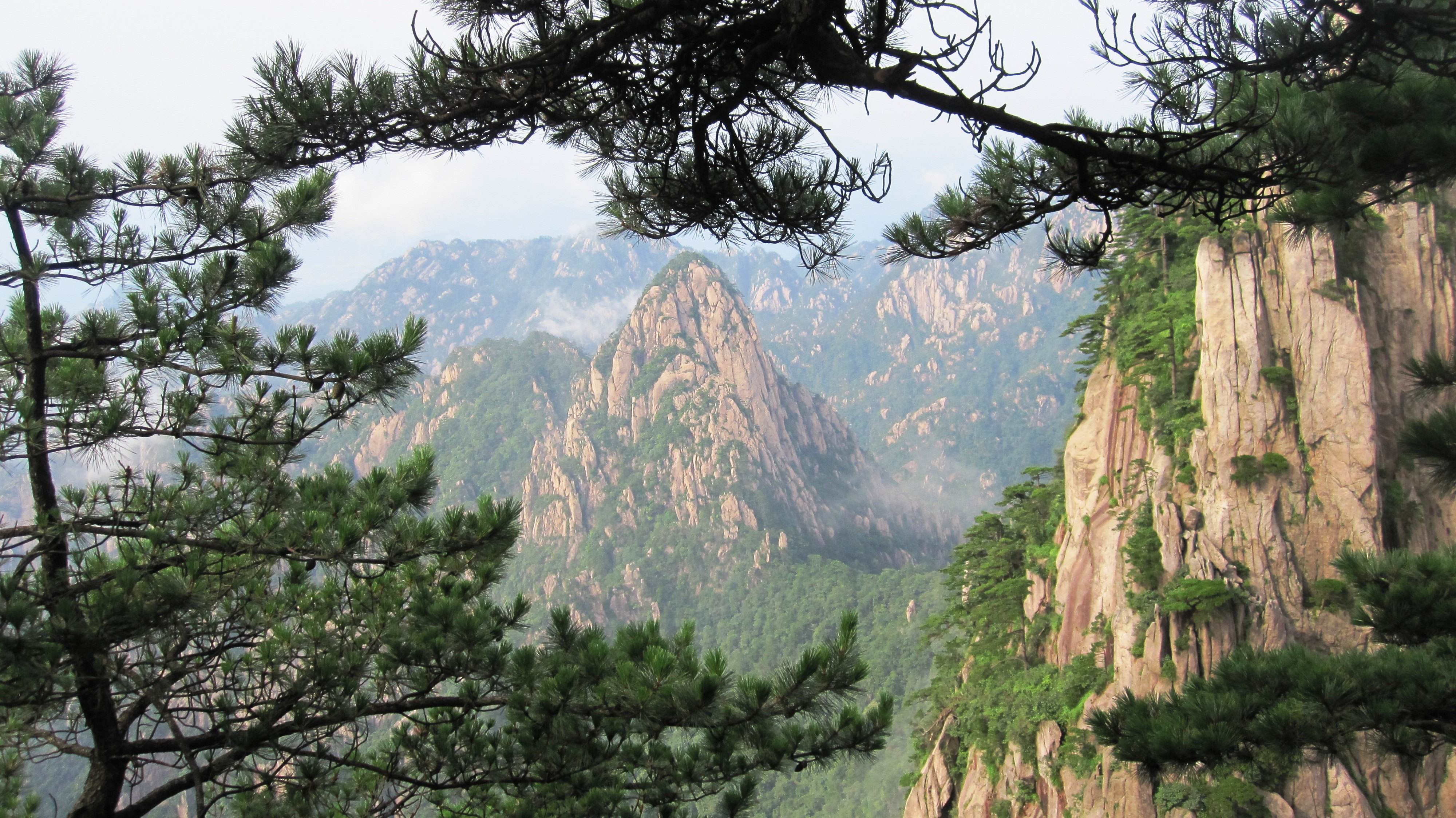 赞美黄山的著名诗句（夸黄山的千古名句）