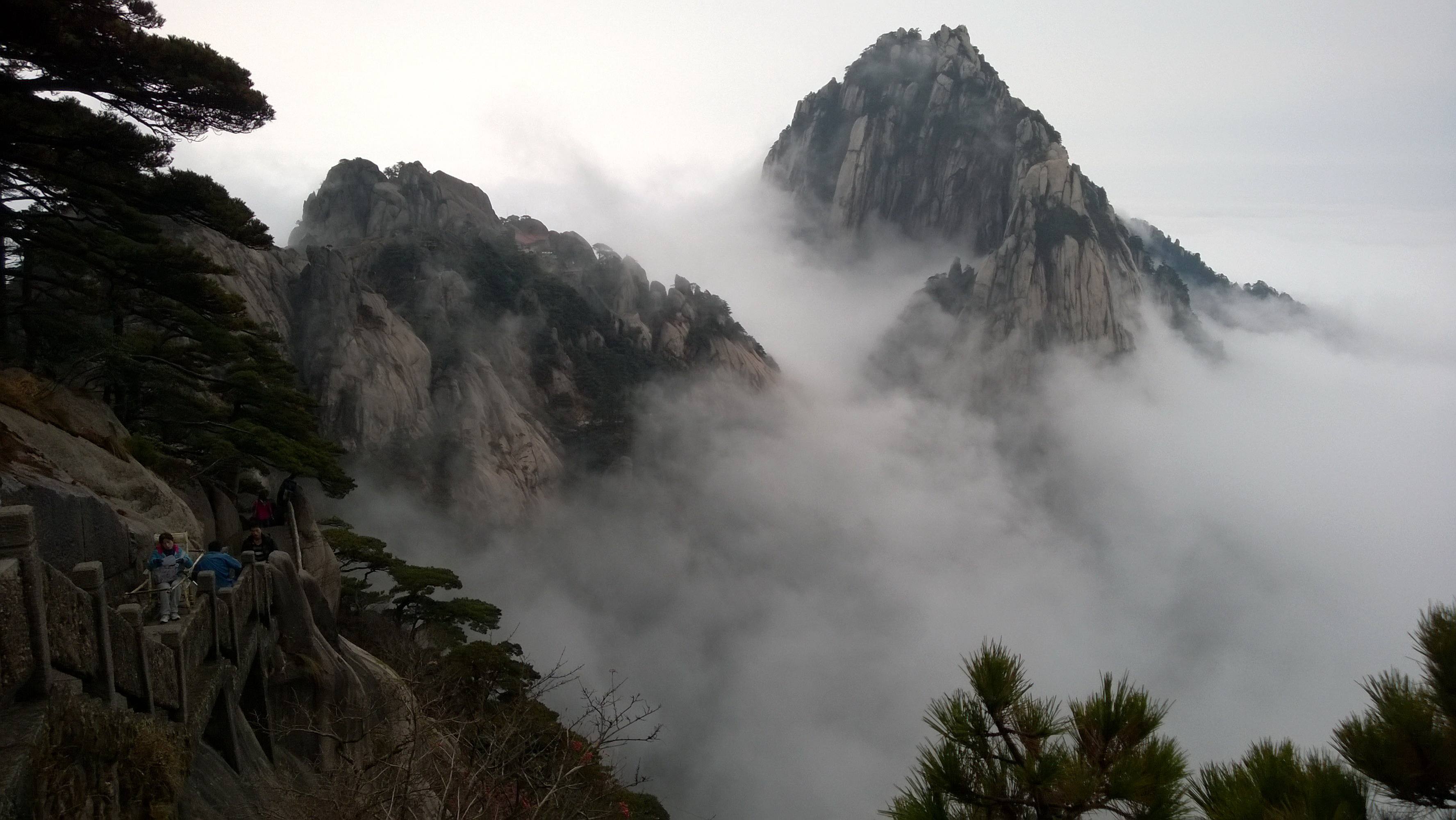 赞美黄山的著名诗句（夸黄山的千古名句）