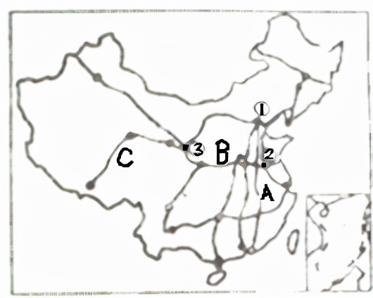 八上地理复习资料大全（地理重点考点知识归纳）