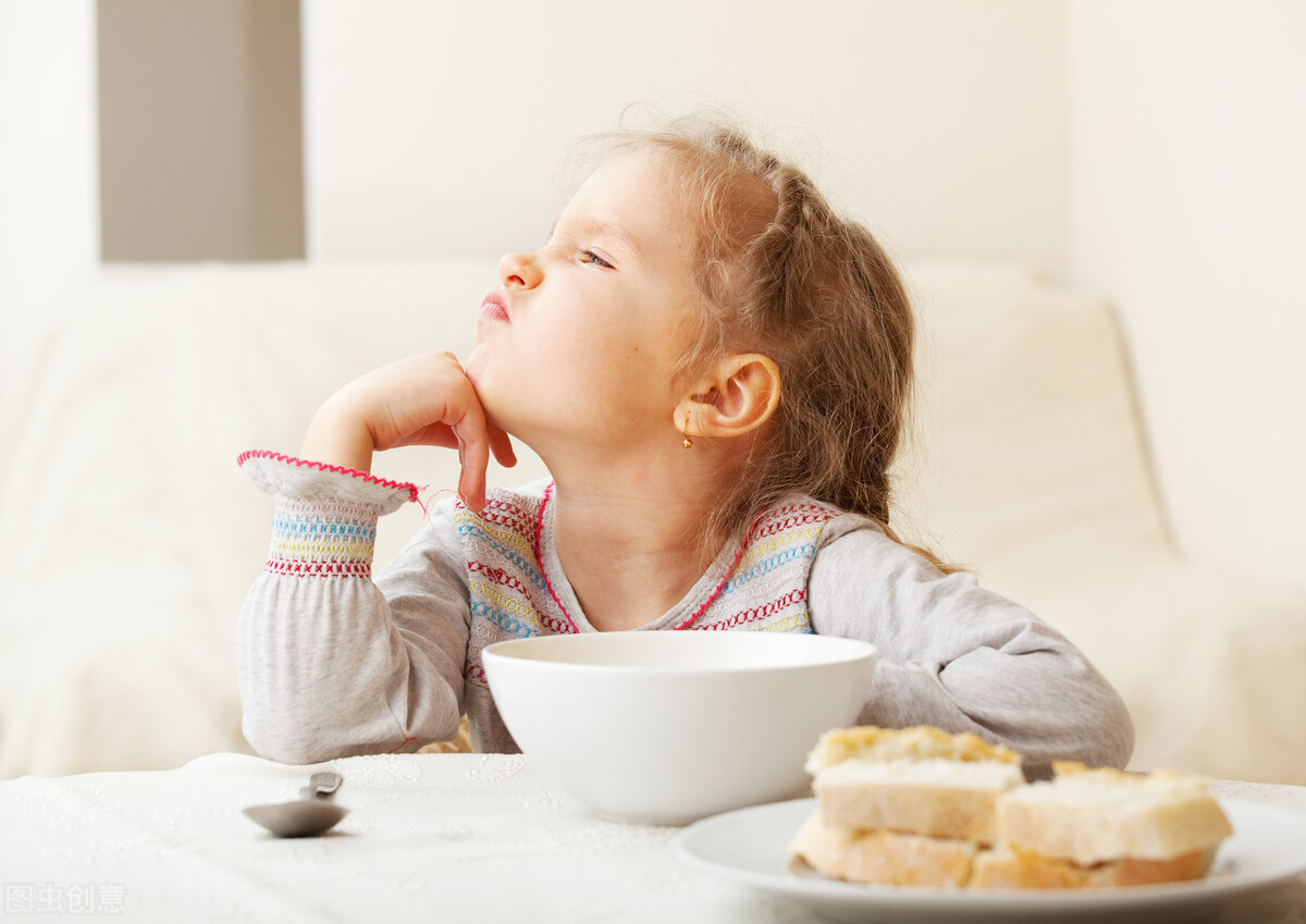 孩子经常臭臭干原因，儿童大便干燥饮食改善方法