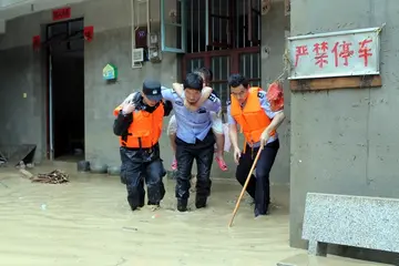 2022预防台风暴雨天气应急预案模板（防台防汛灾害应急工作方案范本）