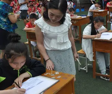 2022学校学生书法比赛活动方案模板（校园书法竞赛评比活动策划方案范本）