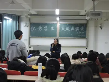 2022学校学生沟通交流会活动方案模板（校园分享交流会举办策划方案范本）