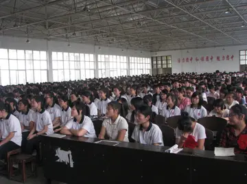 2022学校年度表彰大会活动方案模板（校园表彰大会活动流程策划方案范本）