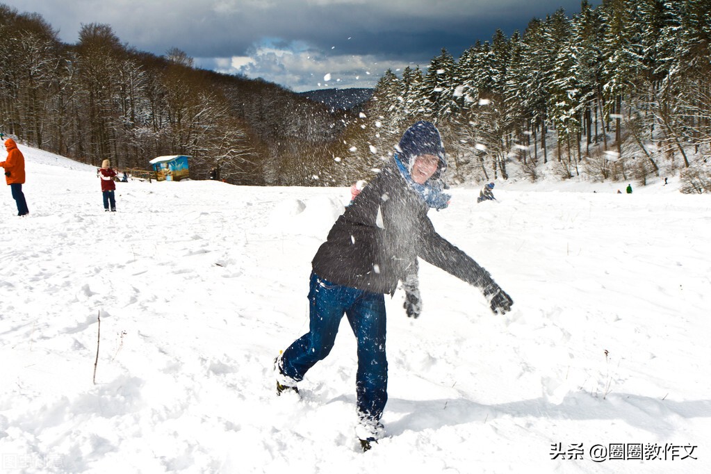 让雪弹飞小学作文及分析（关于打雪仗作文）