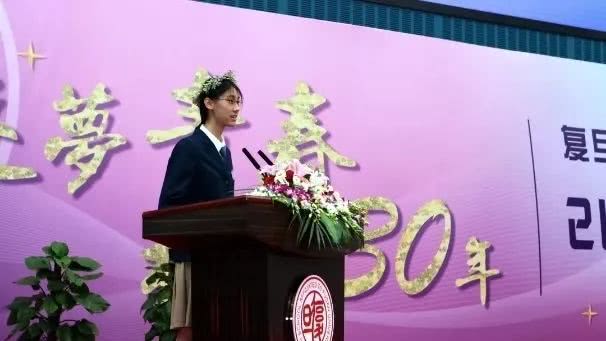 2022高中生毕业典礼发言稿及范文（分享高中生毕业典礼发言的演讲稿）