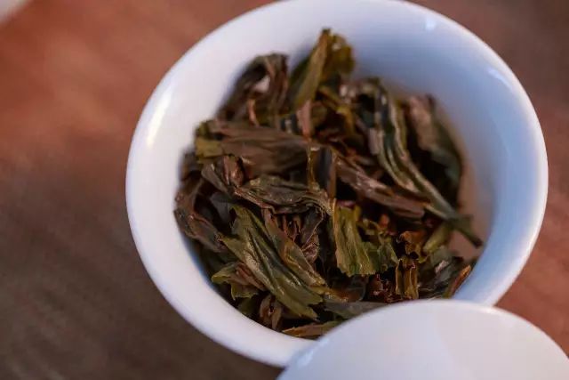 关于茶的种类有那些（详解乌龙茶的特色茶类属性）