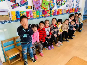 2022幼儿园安全教育日主题班会教案模板（幼儿园安全教育日宣传工作简报及目的）