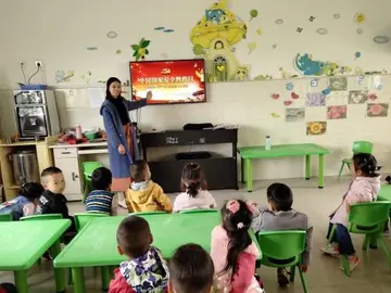 2022全民国家安全教育日幼儿园教案模板（幼儿园国家安全教育日活动总结范例）