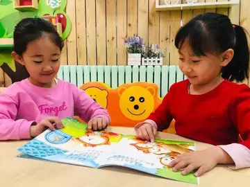 2022亲子同阅幼儿园读书活动总结范文（幼儿园书润童心阅读书本活动教案范例）