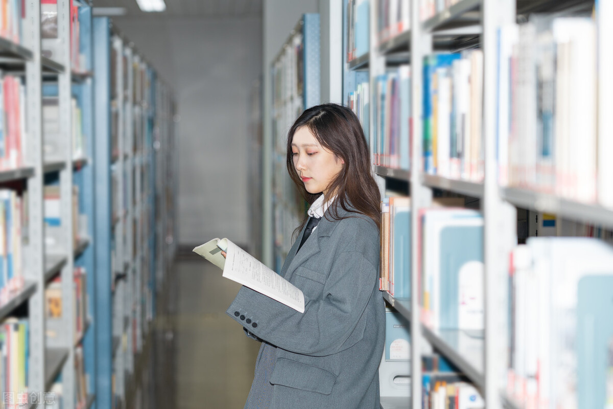 适合女人的人生格言赏析（女人不必太美，只要有人深爱）