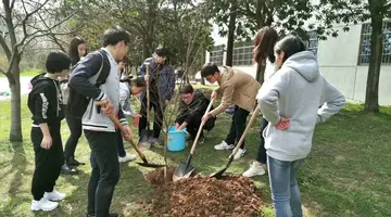 2022大学生社团创意植树节活动方案范本（益起来种树大学植树节策划方案模板）