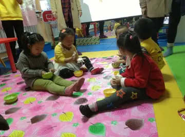 2022幼儿园手工制作美工课活动教案模板（制造快乐儿童手工活动教学教案范本）