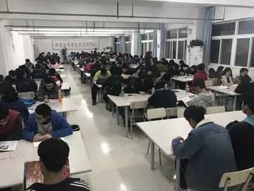 2022院校学生图书管理员工作年度总结模板（学校图书馆管理人员个人年终总结范本）