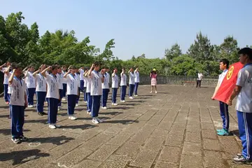 2022学校组织主题团日学生活动方案模板（校园开展创意主题团日策划方案范本）