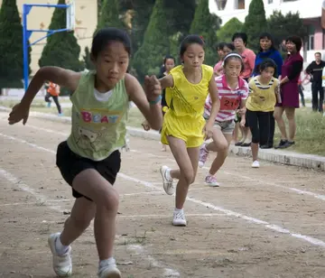 2022阳光少年小学校运会主题活动方案模板（动感校园小学运动会比拼策划方案范本）