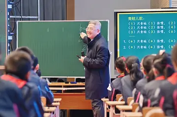 2022认真负责小学数学老师年度总结范文（多彩思维小学数学老师年终总结范例）