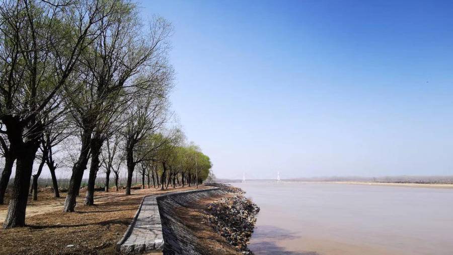 中国的母亲河是什么（形容黄河壮观的优美句子）