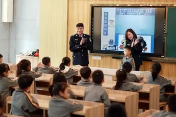 2022警惕意外中小学安全教育日活动方案范本（防范伤害中小学安全教育日宣传方案模板）