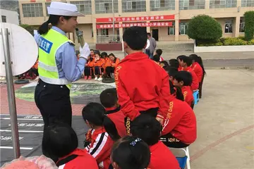 2022深入学习学校***教育大会讲话稿范文（大力弘扬宪法精神***宣传发言稿范例）