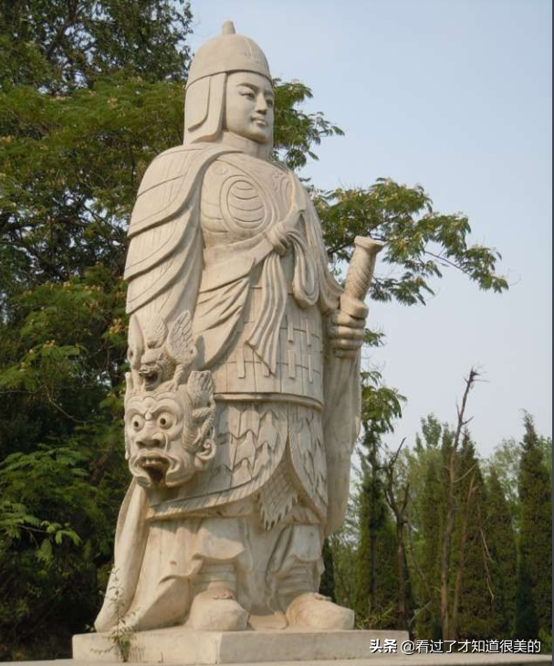 古代描写美男相关的成语（掷果潘安，潘郎车满）