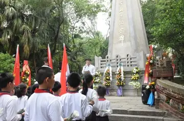 2022学先烈悼先烈清明节扫墓教育方案范本（祭奠烈士陵园清明节扫墓宣传方案模板）