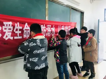 2022让爱不溺小学防溺水活动心得感想范例（自防自救小学防溺水主题心得体会范文）