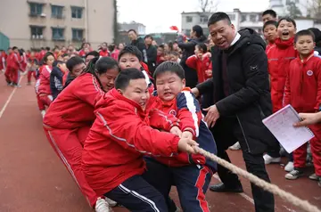 2022团结就是力量拔河比赛主题总结模板（咬紧牙关拔河大赛策划工作简报范本）