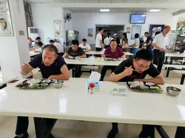 2022爱护食物节约粮食主题活动倡议书范文（食物珍贵节约粮食宣传教育倡议书范例）