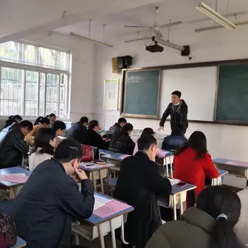 2022培养栋梁之材学生家长会活动总结范文（以情动人学校家长会开展宣传总结范例）