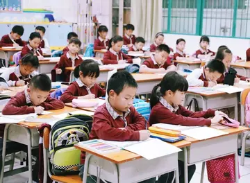 2022促进全心全意小学课后服务安排方案范本（弘扬正面能量小学课后服务实施方案模板）