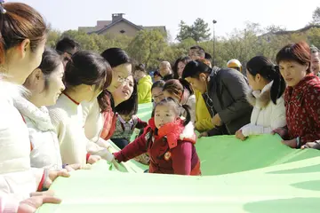 2022启蒙乐园幼儿园亲子活动教育总结范本（爱心陪伴幼儿园亲子活动策划总结模板）