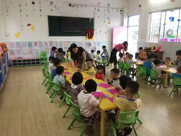 2022幼儿园开学安全教育主题活动教案范文（幼儿园开学安全知识普及宣传教案范例）