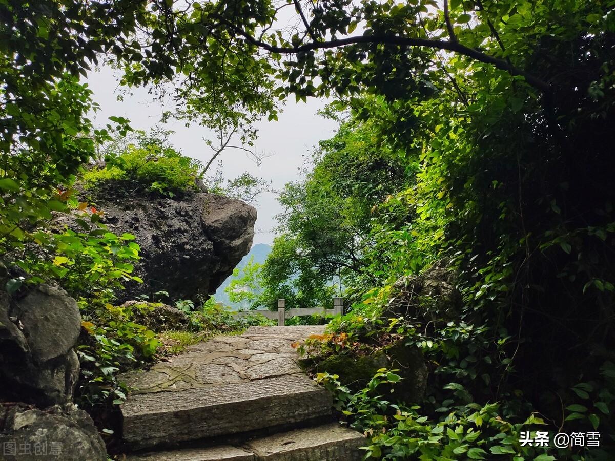 描写高温酷暑的夏日诗词（夏日诗词名句）