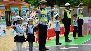 2022注意安全幼儿园交通安全教育教案范文（减少意外幼儿园交通安全宣传教案范例）