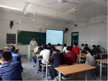 2022迎新挑战教师新学期工作心得体会范本（和蔼可亲新学期教师个人心得感悟范例）