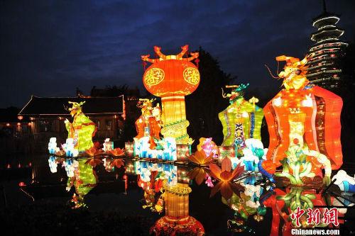 元宵节四字祝福语分享（大方得体的元宵寄语祝福）