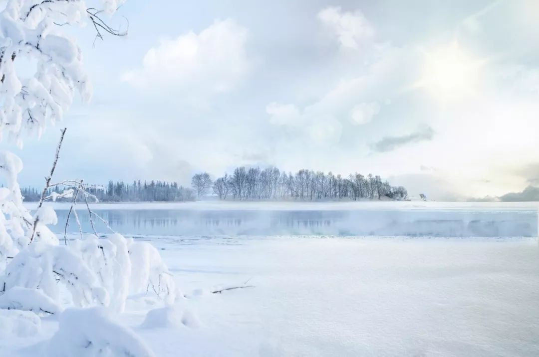 关于雪景的优美诗句（形容冰雪壮观的古诗）