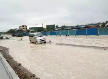 2022防台风暴雨安全主题教案范本（防雷电暴雨普及活动教案模板）