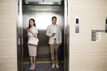 2022乘坐电梯安全活动教案范文（安全乘坐电梯教育教案范例）