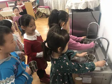 2022幼儿园节约行为教学教案范文（幼儿园厉行节约活动教案范例）