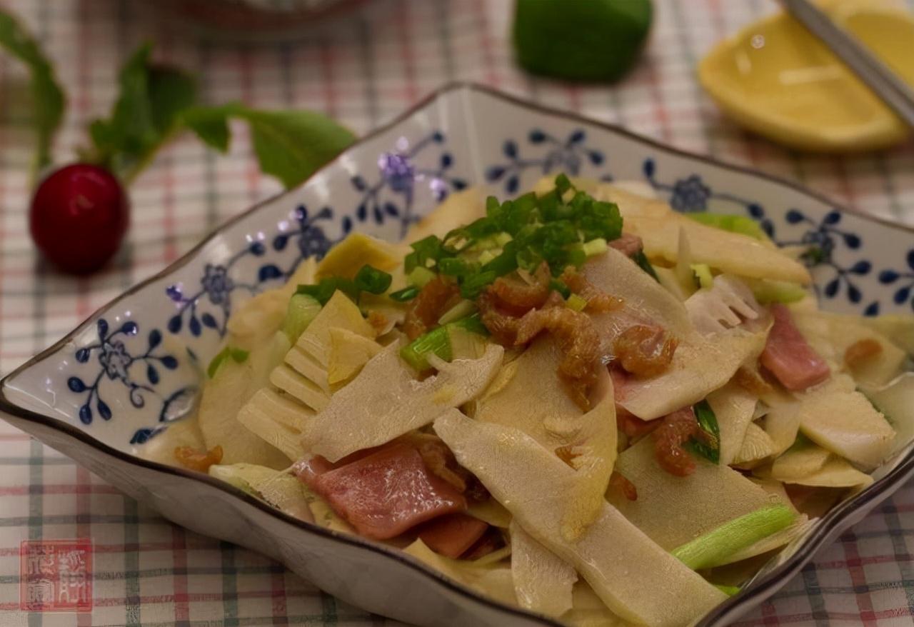 赞美美食的经典古诗词句（歌颂美食的经典诗句赏析）