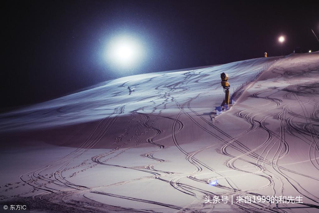 晚来天欲雪，能饮一杯无（描写冬天的诗句赏析）