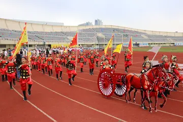 磨砺让青春更靓丽作文精选（关于磨砺青春的作文范例）