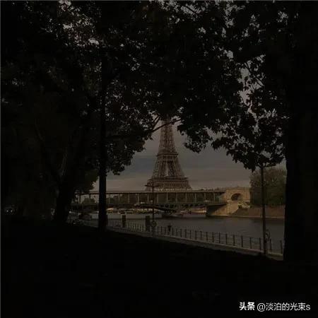 适合深夜的文案短句（深夜走心文案短句）