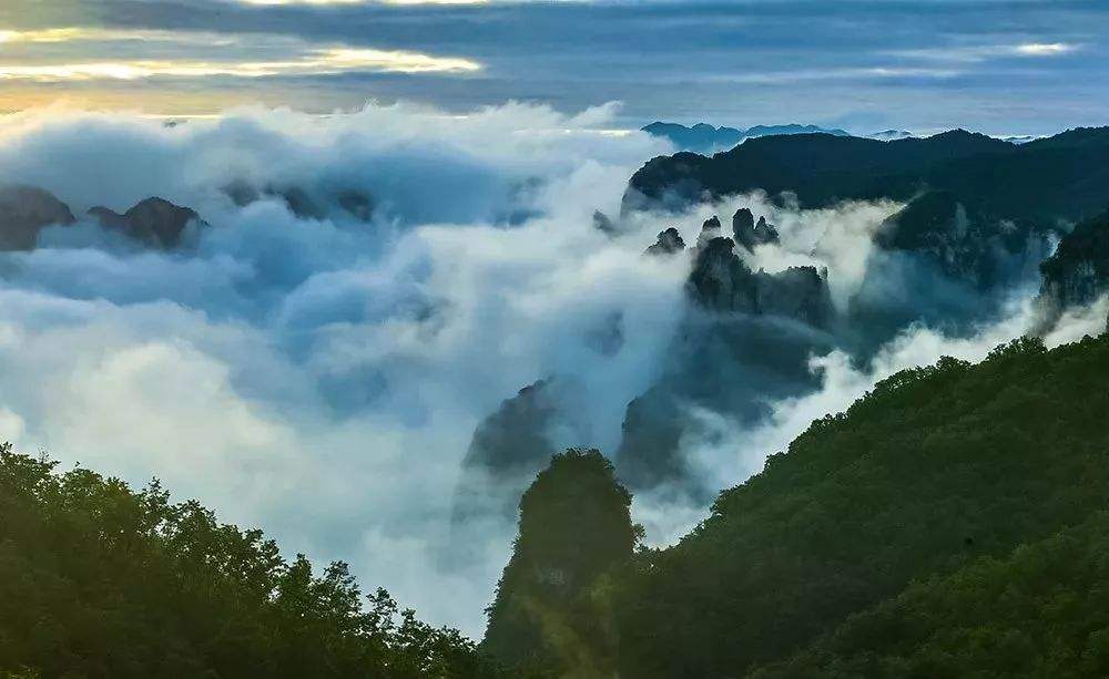 绝美秋雨10首诗词鉴赏（清秋有诗，雨落成行）