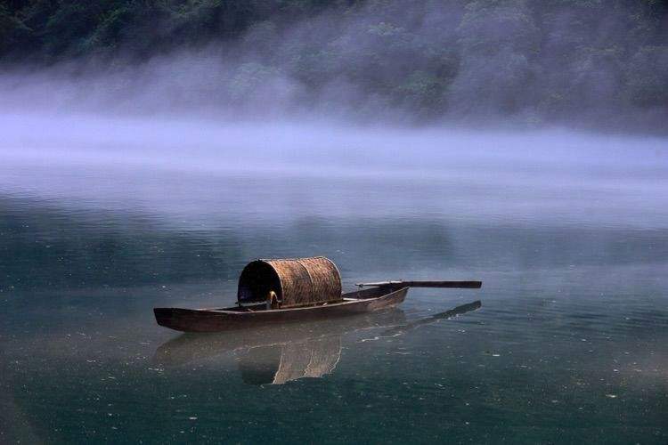 绝美秋雨10首诗词鉴赏（清秋有诗，雨落成行）