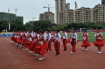 人生匆匆，青春易逝作文精选（关于青春人生作文范例）