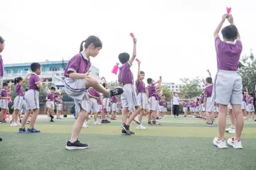 《把握人生的方向》作文精选（关于珍惜时间的作文范例）